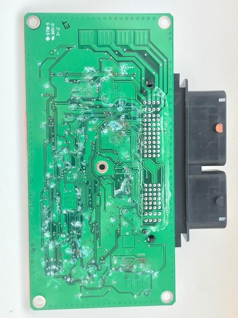kakie-elektronnye-moduli-upravlenia-ebu-ustanavlivaut-na-avtomobili-vaz